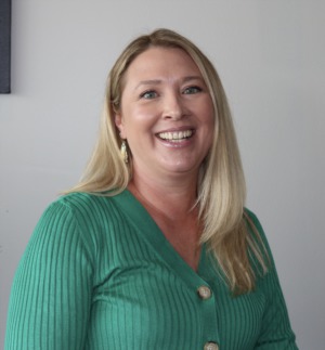 Angela  Provenzale